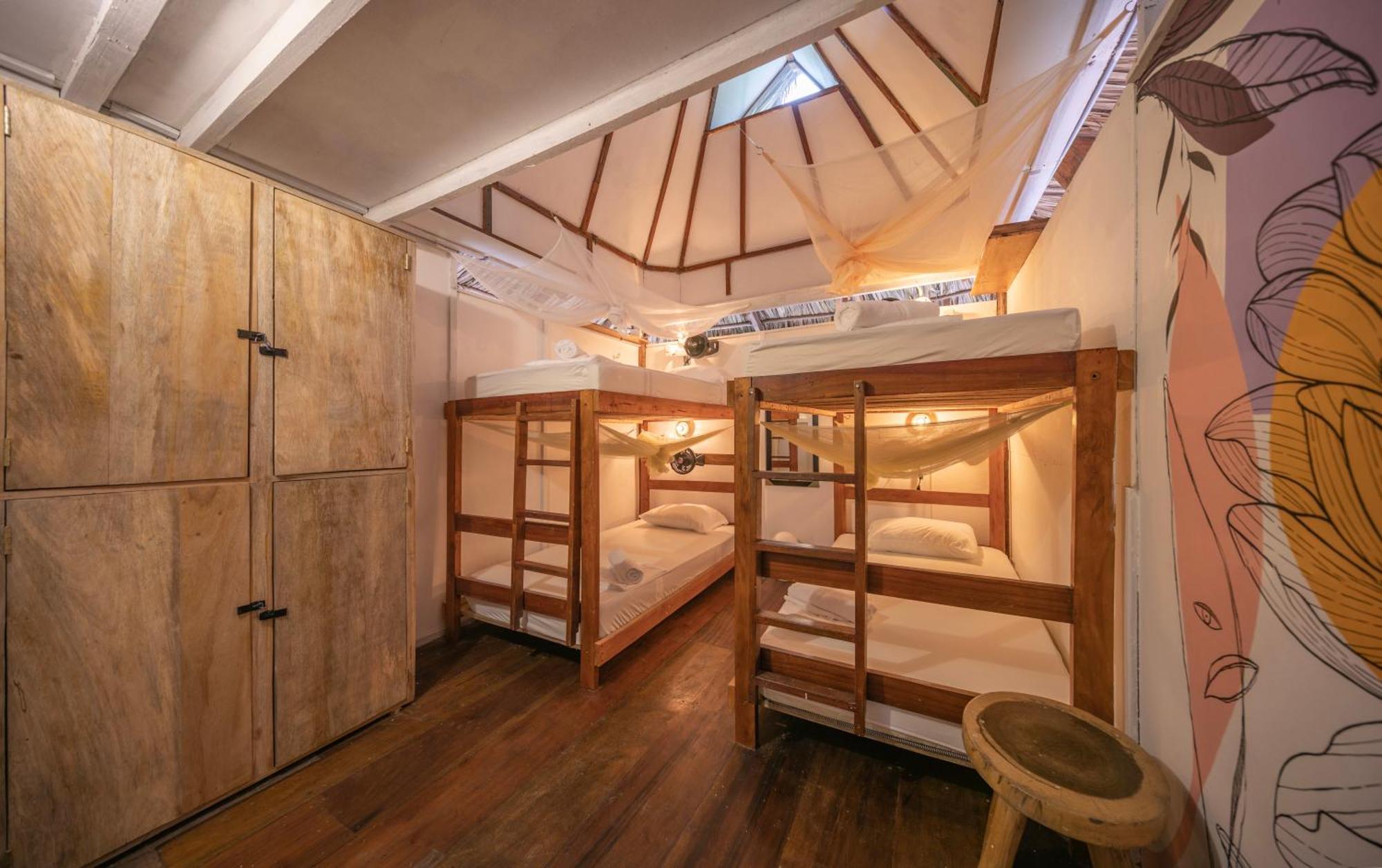 Costeno Guest house *